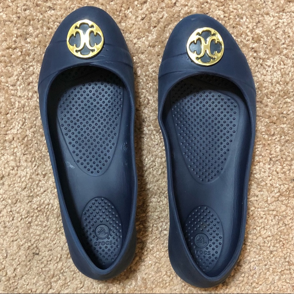 CROCS flats